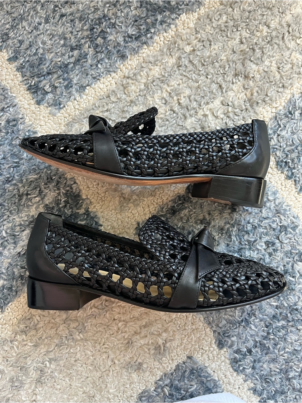 Alexandre Birman Black Woven Leather Loafers with Bow - Picture 3 of 6